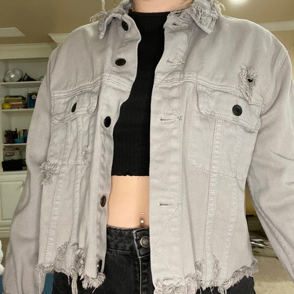 oversized/ distressed denim jacket - Picture 2 of 2